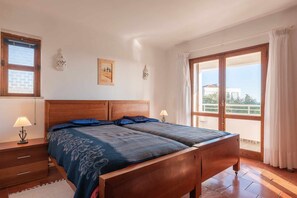 3 Schlafzimmer, Bügeleisen/Bügelbrett, kostenloses WLAN, Bettwäsche