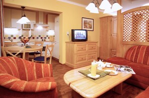 Apartment, 2 Bedrooms, Terrace | Private kitchen
