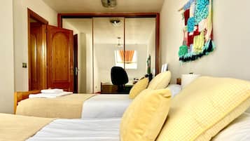 3 dormitorios, Internet, ropa de cama