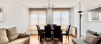Housingleon- uusi duplex, jossa autotalli 500 metrin päässä historiallisesta keskustasta