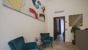 Unclassified image, 4 of 33, button - Bespoke Luxury Suites and Apartments (Rome)