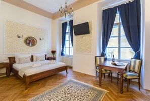 双人房 (The Mistress Room) | 隔音、熨斗/熨板、免费 WiFi、床单