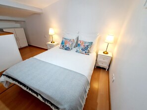 2 Schlafzimmer, Bügeleisen/Bügelbrett, Reisekinderbett, kostenloses WLAN