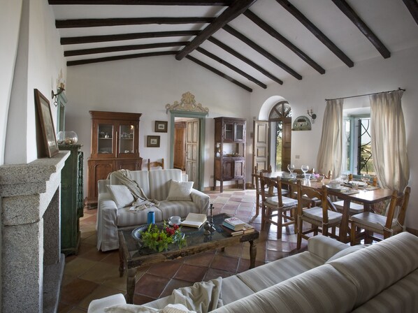 Departamento, 3 habitaciones | Área de sala de estar