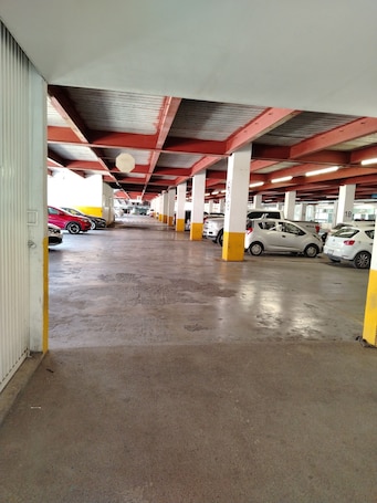 Gratis parkeerplaatsen. Hotel 25