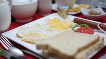 1 bedroom, desk, bed sheets