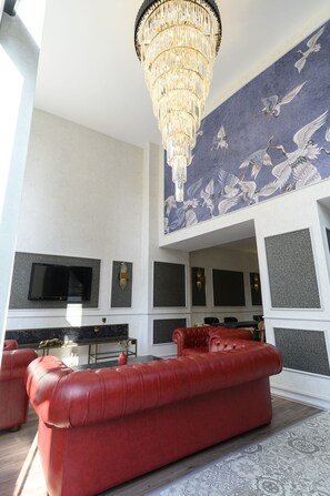 Lobby sitting area - Global Suites Hotel (Istanbul)