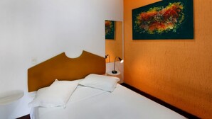 Unclassified image, 4 of 5, button - Ótimo Apartamento Um Quarto e Sala - Roxy 2 (Rio de Janeiro)