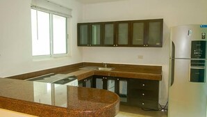 Private kitchen - Los Lirios (Playa del Carmen)