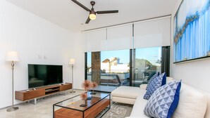 Unclassified image, 3 of 13, button - Menesse 32 - 202 (Playa del Carmen)