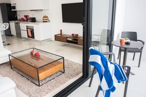 Apartment, 2 Bedrooms, Ocean View | Balcony - Menesse 32 - 204 (Playa del Carmen)