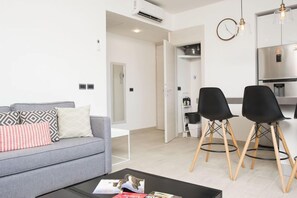 公寓, 1 間臥室 | 起居區 | 平面電視