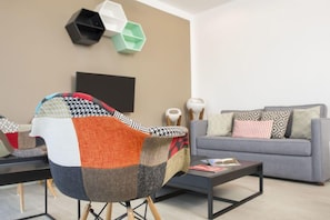 Apartment, 1 Schlafzimmer | Wohnzimmer | Flachbildfernseher