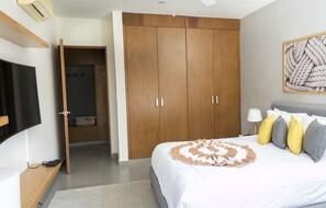 Apartment, 2 Bedrooms | 2 bedrooms, in-room safe, free WiFi, bed sheets - Lunada 114 (Playa del Carmen)