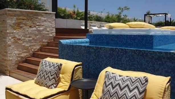 Unclassified image, 1 of 15, button - The City 1108 N (Playa del Carmen)