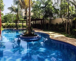 Pool - Paramar 003 (Tulum)