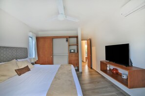 Apartment, 2 Bedrooms | 2 bedrooms, in-room safe, free WiFi, bed sheets