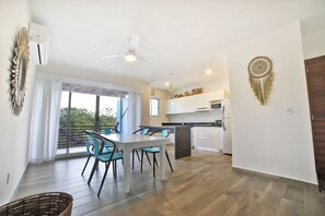 Apartment, 2 Bedrooms | Private kitchen | Full-size fridge, microwave, oven, stovetop