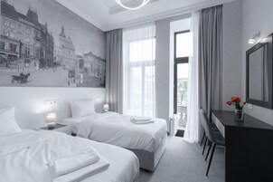 Standard Room, Non Smoking, City View | 1 bedroom, individually decorated, individually furnished, soundproofing