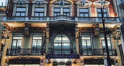 Opera Passage Hotel & Apartaments