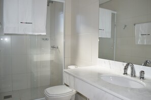 Apartment, Multiple Beds, Non Smoking | Bathroom - Residencial Salzburg (Gramado)