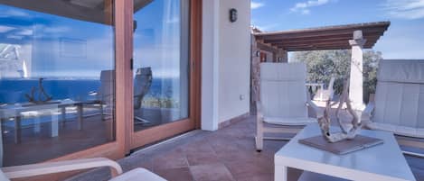 Villa, 4 Bedrooms (6 pax) | Terrace/patio