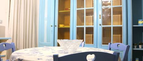 Apartment, 2 Schlafzimmer | Wohnbereich | Flachbildfernseher