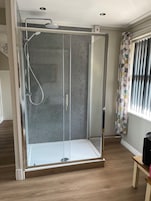 Double Room Room 1 | Free WiFi, bed sheets