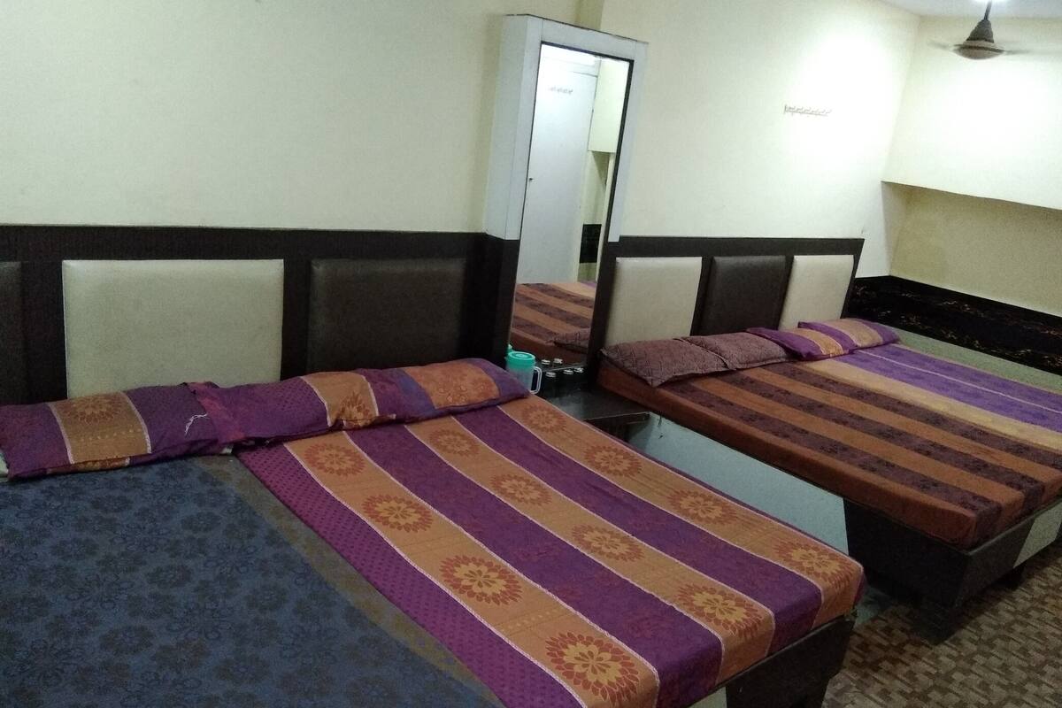 City Shared Dormitory, Non Smoking | WiFi (free), bed sheets