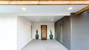 Interior - Modern Living, A Fav! Firepit, BBQ, Min to Airport (Phoenix)
