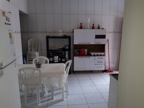 Geladeira, cooktop, liquidificador