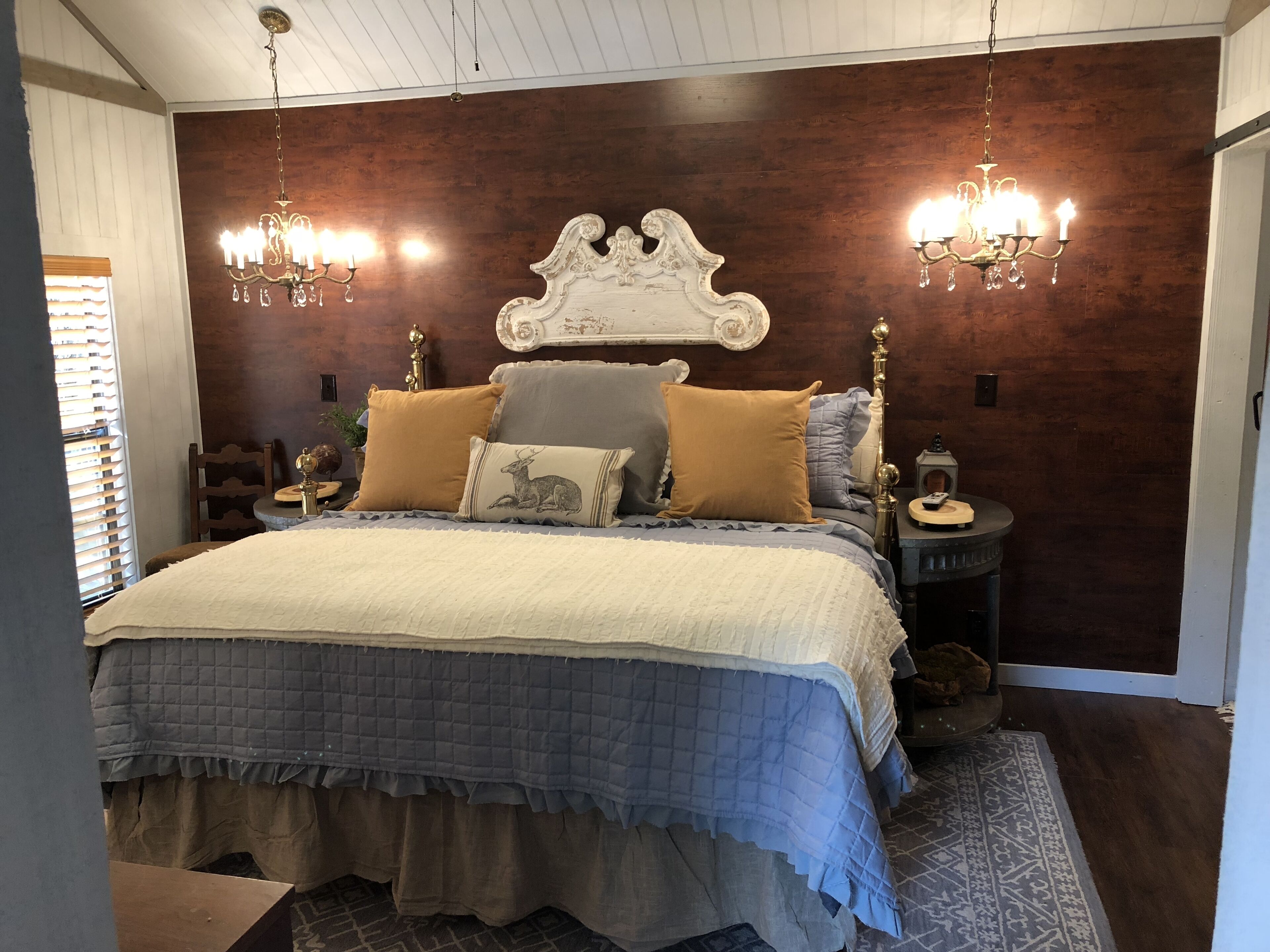 1 slaapkamer, een strijkplank/strijkijzer, wifi, beddengoed