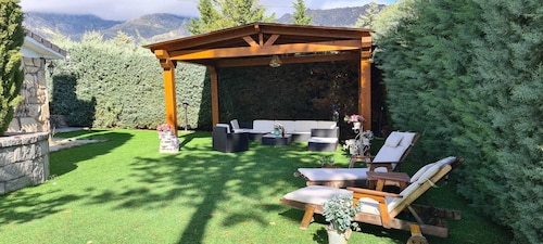 Chalet Sierra Norte Madrid - Escorial - Cercedilla, Guadarrama, party