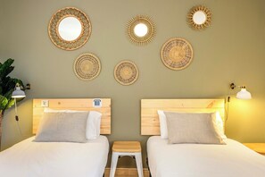 4 bedrooms, in-room safe, iron/ironing board, free WiFi