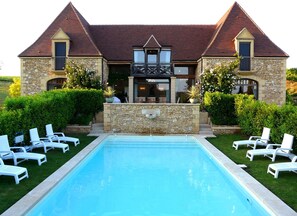 Outdoor pool, a heated pool