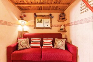 TV, DVD-spiller og bøker