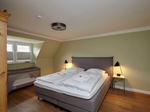3 bedrooms, in-room safe, desk, WiFi - Holiday home Düneneck 8 for 6 persons (Sankt Peter-Ording)