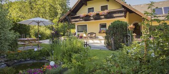 Ferienwohnung Claudia mit See und Bergblick