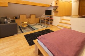 3 chambres, fer et planche à repasser, Wi-Fi, literie fournie