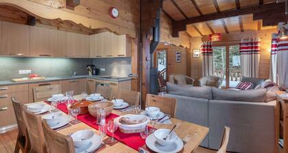 Chalet 10 pers - authentique savoyard avec poĂȘle Ă bois