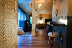 Interior - ★ Appartement Architecte ★ Atypique ★ Climatisé (Brive-la-Gaillarde)