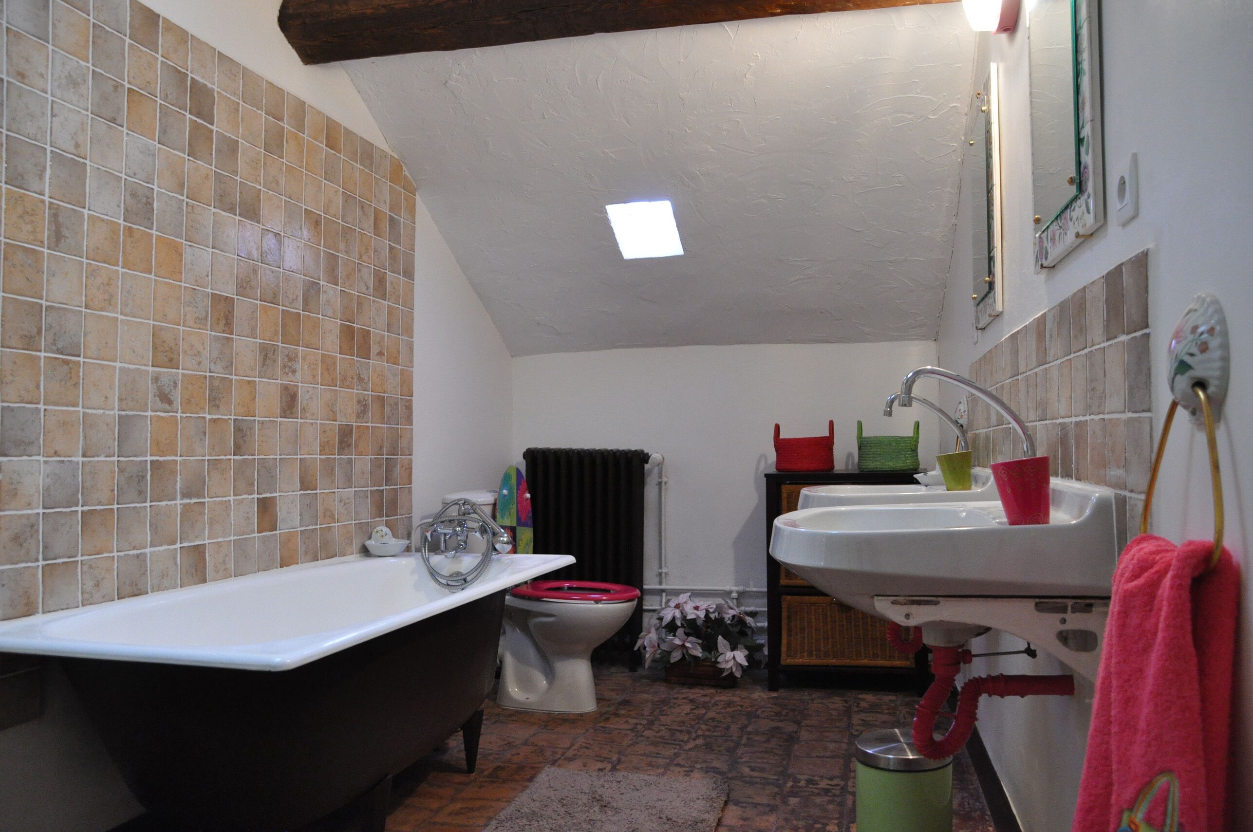 Bathtub, hair dryer, towels, soap