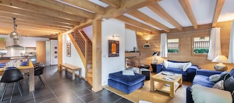 Chalet 10 pers - large spaces, fireplace, quiet location