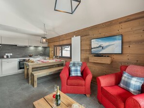 Fernseher, Stereoanlage