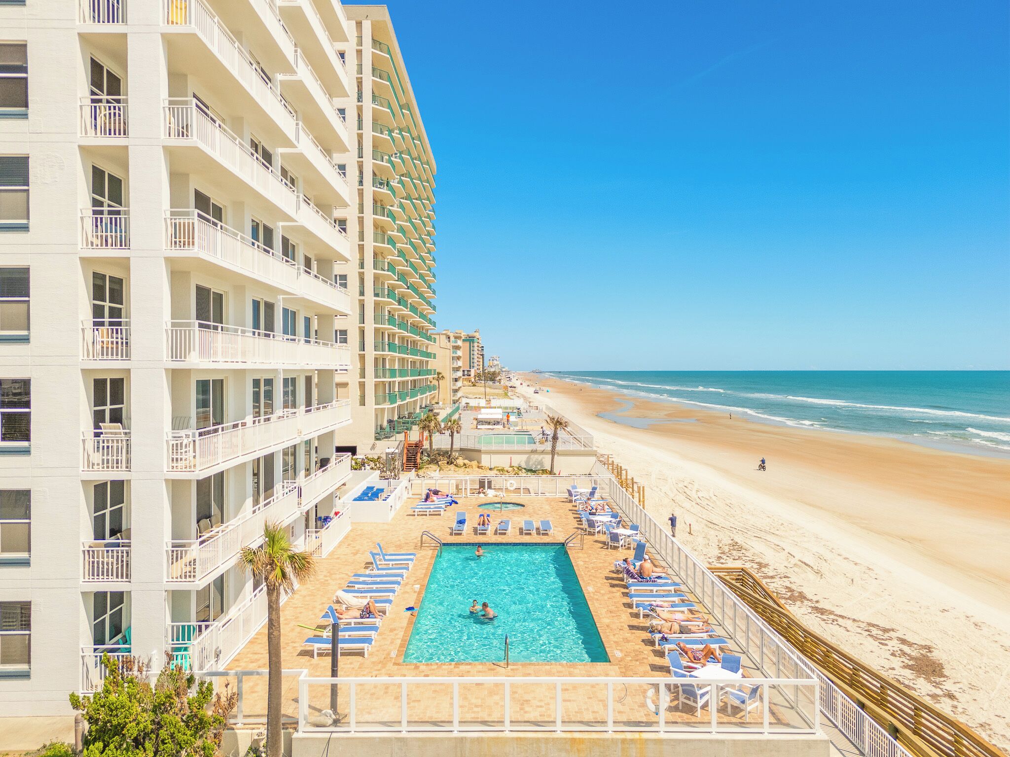 Et oppvarmet basseng