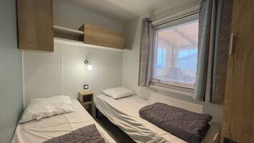 3 chambres, fer et planche Ă repasser, Wi-Fi, draps fournis