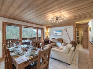 TV, DVD player - Cosy 6-person flat - close to the centre and ski lifts (Châtel)