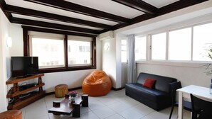 Apartment | Living room - Ótimo Apartamento Dois Quartos e Sala - Roxy 8 (Rio de Janeiro)
