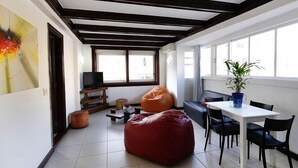 Apartment | Living area - Ótimo Apartamento Dois Quartos e Sala - Roxy 8 (Rio de Janeiro)