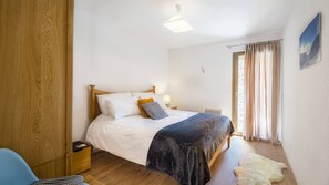 2 bedrooms, soundproofing, iron/ironing board, WiFi - 6-person flat - modern, close to the centre and skiing (CHATEL)